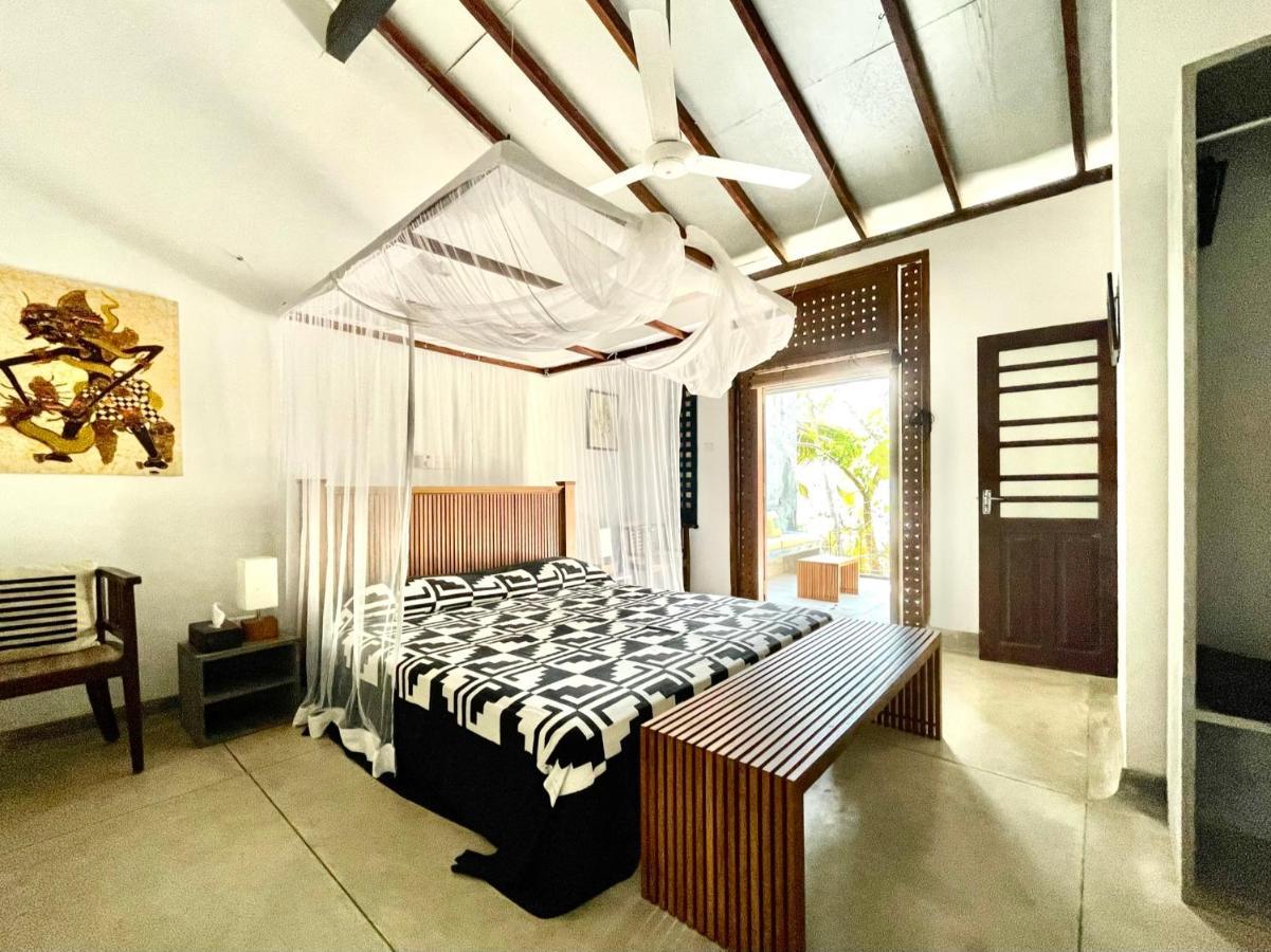 Isana Beach House Тангалле Екстер'єр фото