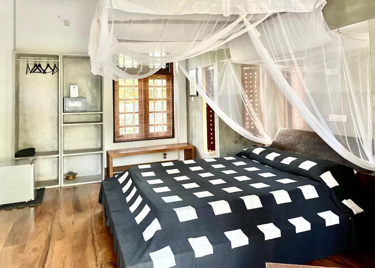 Isana Beach House Тангалле Екстер'єр фото