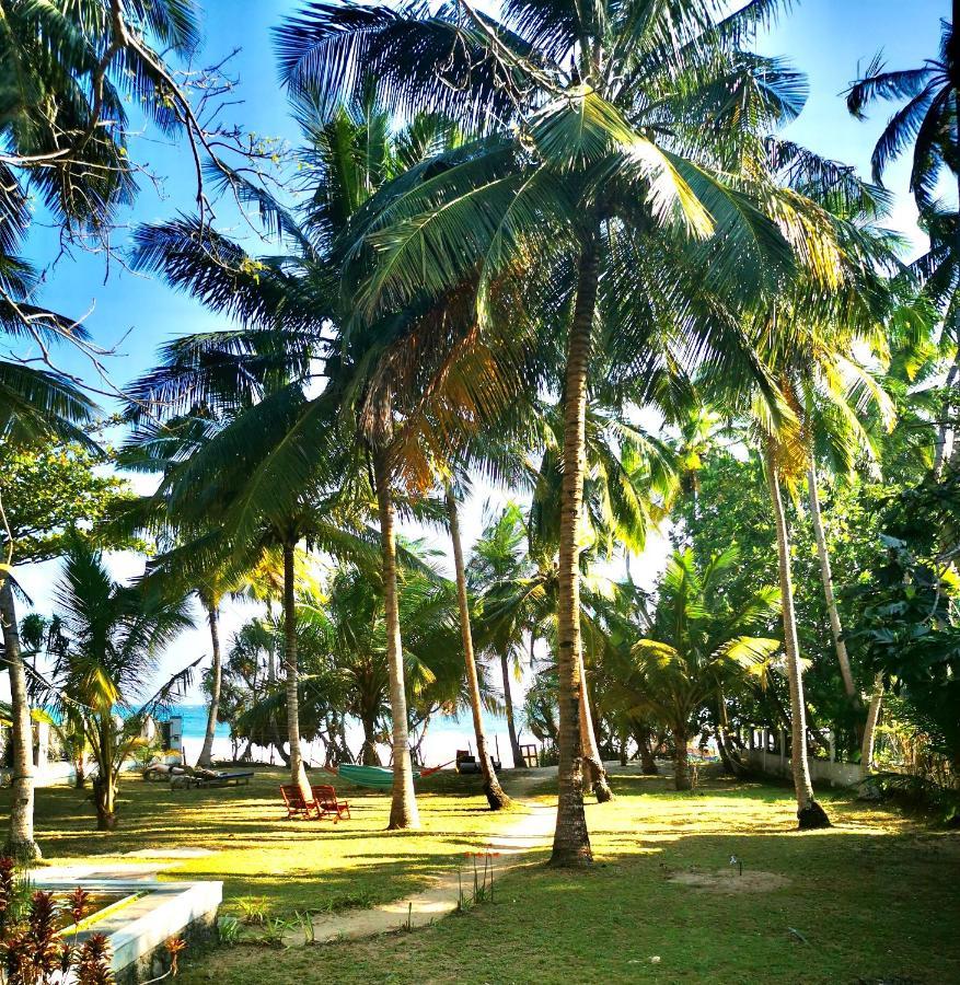Isana Beach House Тангалле Екстер'єр фото