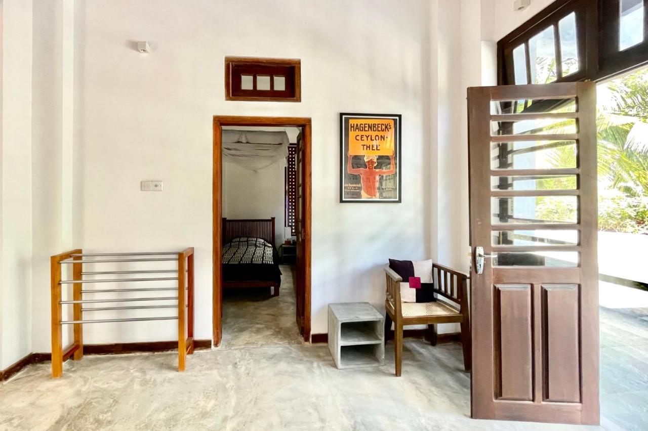 Isana Beach House Тангалле Екстер'єр фото