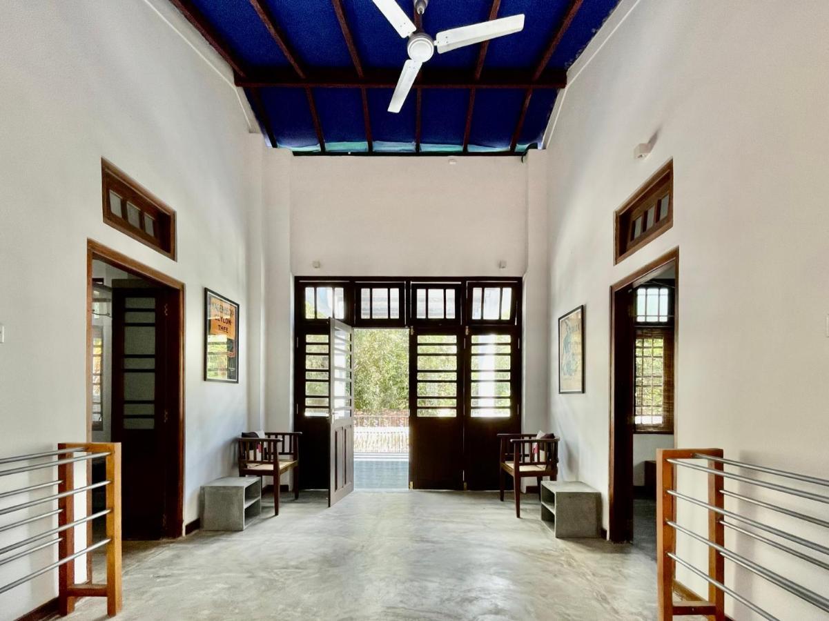 Isana Beach House Тангалле Екстер'єр фото